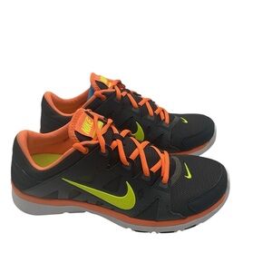 Nike running woman’s 616694-005 Black and Orange Athletic Shoes size 8.5 fitsole